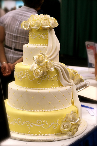 Yellow Wedding Cake Delicious Yellow Wedding Cake Recipe 