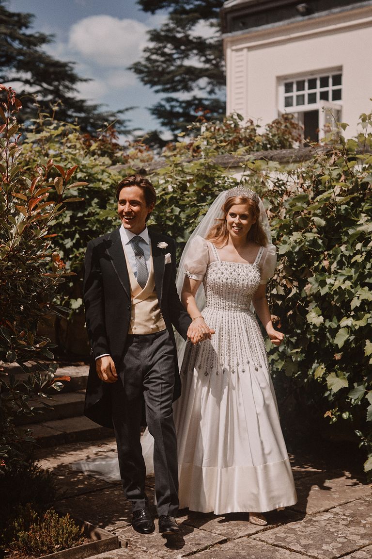Princess Beatrice And Edoardo Mapelli Mozzi S Wedding Arabia Weddings