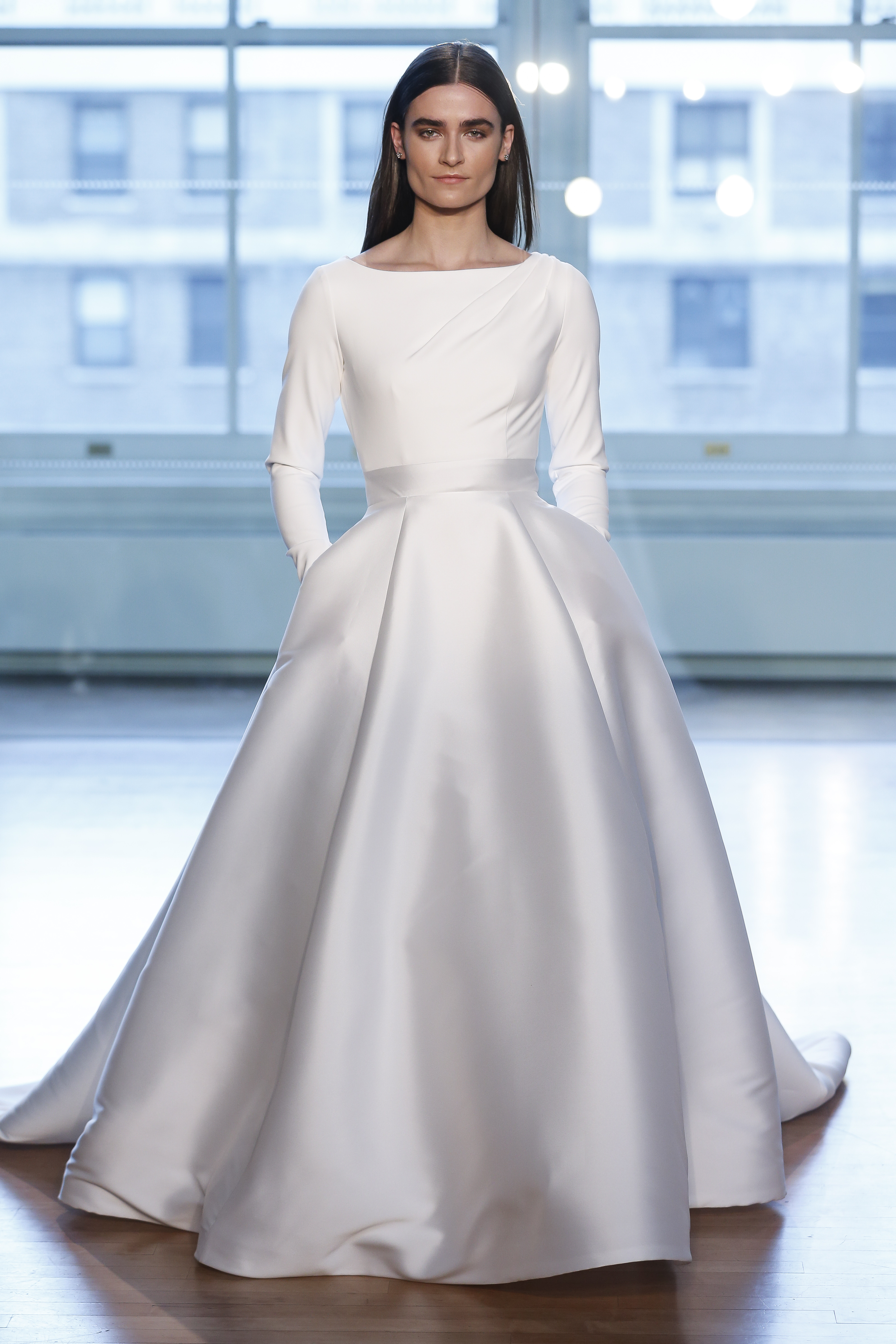 30 Wedding Dresses 2019 — Trends & Top Designers