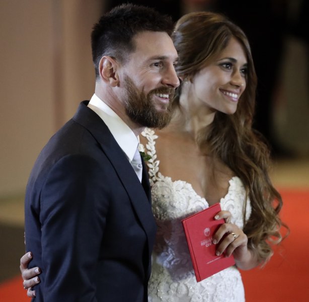 Lionel Messi and Antonella Roccuzzo's Wedding | Arabia Weddings