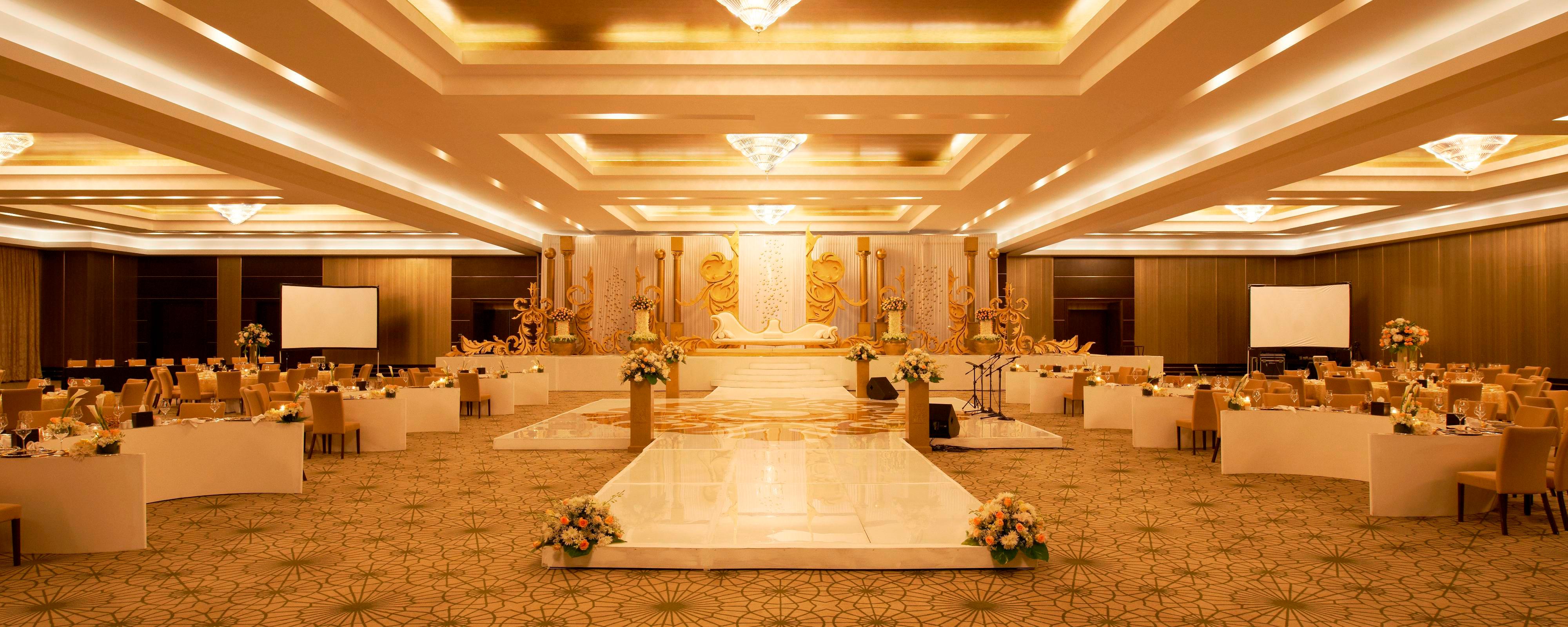 Big Wedding Venues in Qatar Arabia Weddings