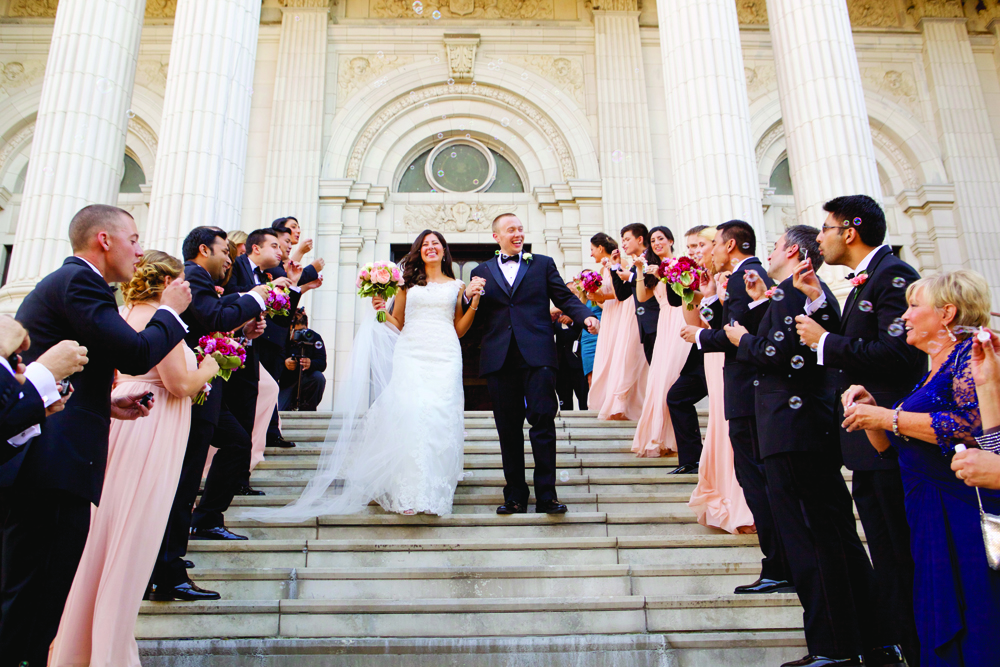 Pros and Cons of a Big or Small Wedding Arabia Weddings