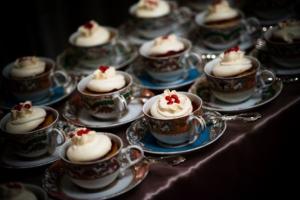 It&rsquo;s Tea Time: Teacups and Teapots for Your Wedding