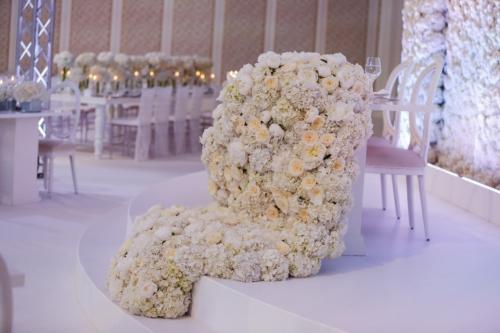 White Wedding Flowers Dubai