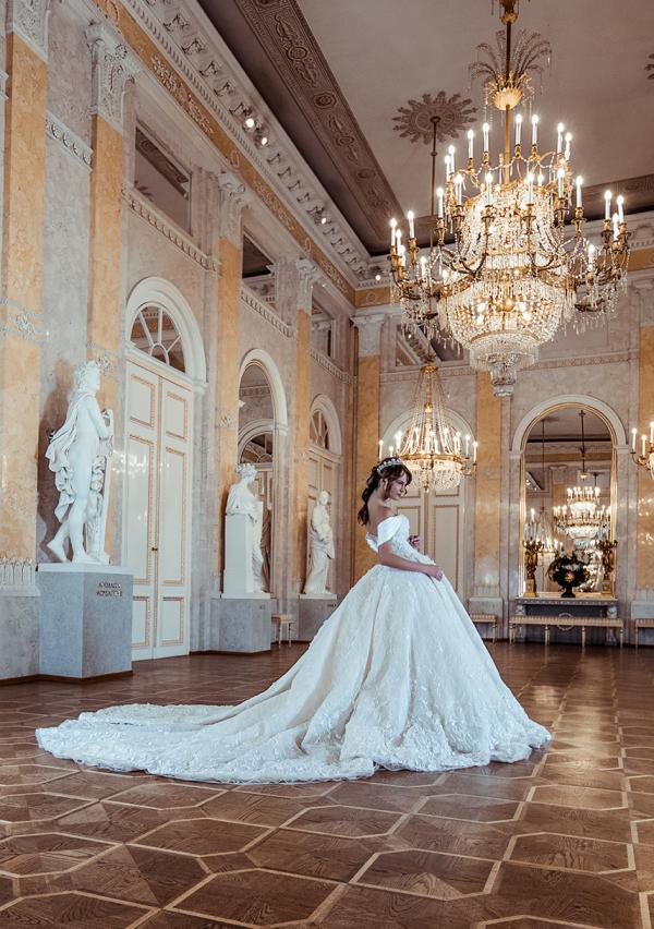 Dubai's Wedding Dress Collection Reflects Vienna | Arabia Weddings