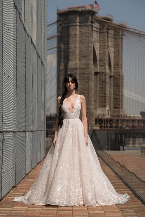 alyne_2019_wedding_dresses_by_rita_vinieris_