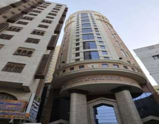  Azka Al Safa Hotel 