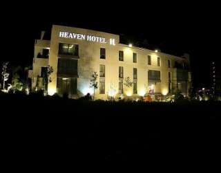 Heaven Hotel 