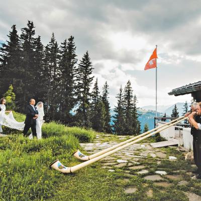 أهم الأسباب للإحتفال بزفافك في سويسرا