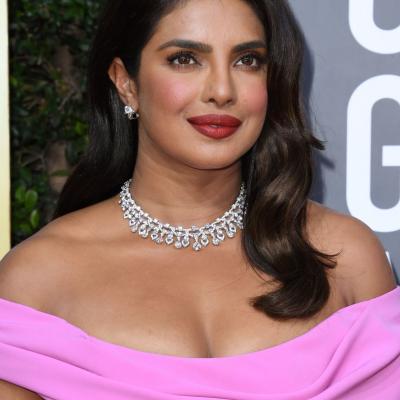 Beautiful Hair and Makeup Looks from the Golden Globes 2020