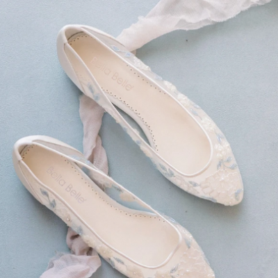 أجمل احذية عرايس فلات لإطلالة مريحة يوم زفافك