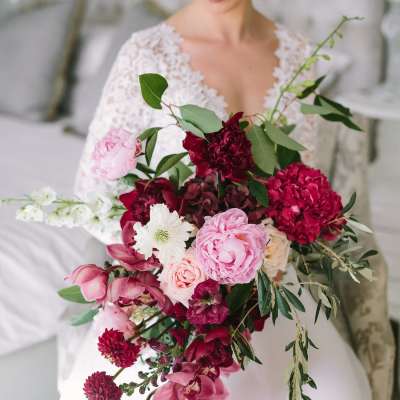Best Flowers for a Wedding Bouquet