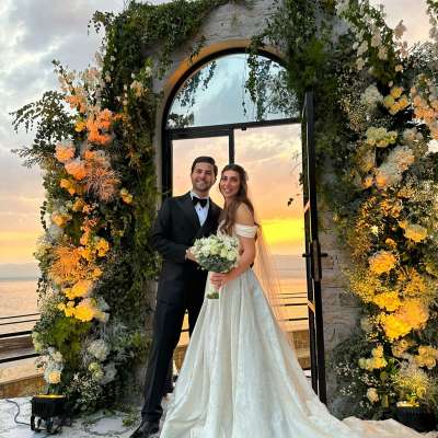 حفل زفاف مذهل في البحر الميت