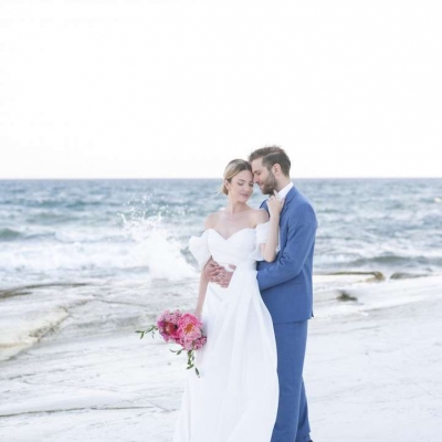 جيت2 هوليدايز توسّع خدماتها لتقديم حفلات زفاف شاطئية ساحرة في قبرص