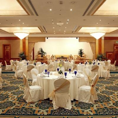 فندق هيلتون الشارقة