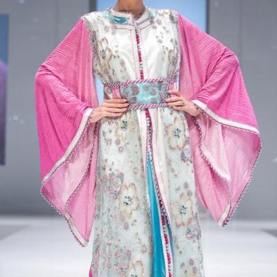 المصممة منى بن عدي للقفطانات والأزياء المغربية المصممة منى بن عدي للقفطانات والأزياء المغربية