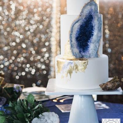 Amazing Geode Wedding Cake Going Viral