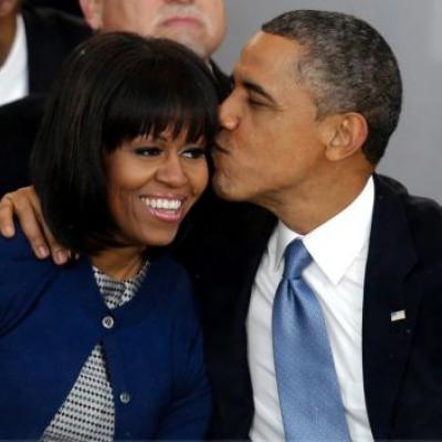 فيلم يجسد قصة حب الرئيس أوباما وزوجته ميشيل
