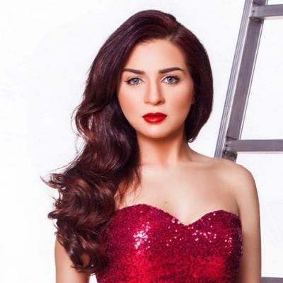 مي عز الدين تتحدث عن حياتها العاطفية وانفصال والديها