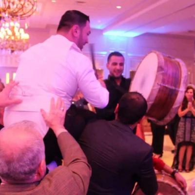 Jordanian Grooms Turns Wedding Into Charity Event