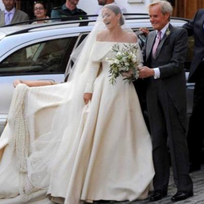 Lady Charlotte Wellesley Weds Billionaire Financier in Spain