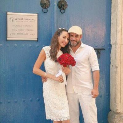 Ward Al Khal Gets Married in Greece