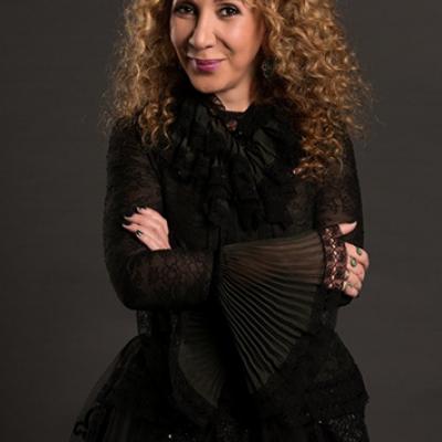 Reem Acra's 2018 Spring Bridal Collection Inspired by Tiffany &amp; Co. 