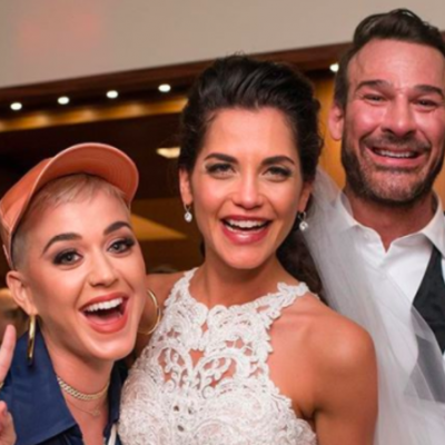 Katy Perry Crashes Wedding in St. Louis