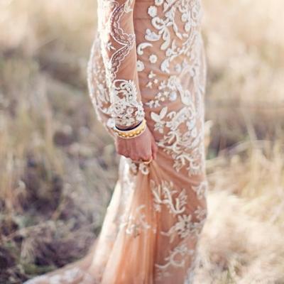 صرعة أزياء الزفاف: الدانتيل الشفاف
