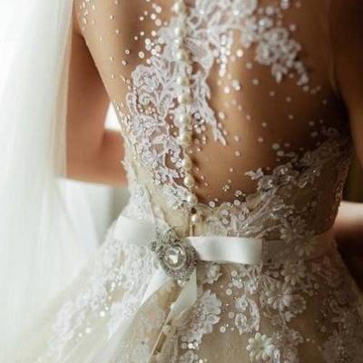 Breathtaking Buttoned Back Wedding Dresses