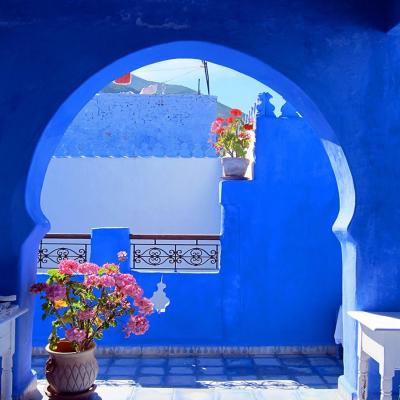 شهر عسل مستوحىً من الحكايات الخيالية في شفشاون المغرب