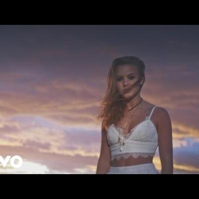 Zara Larsson - Never Forget You