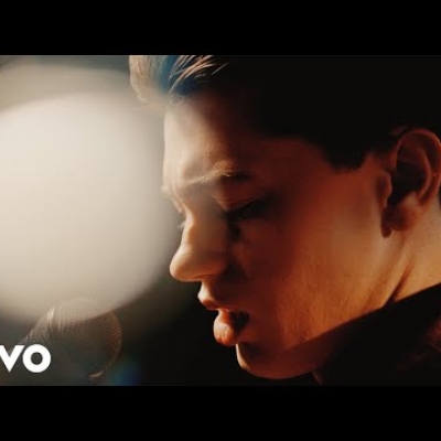 Elliot James Reay - I Think They Call This Love