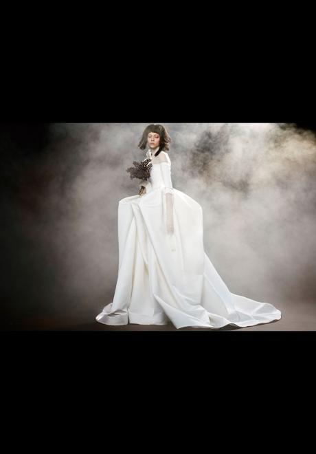 Vera Wang Spring 2018 Wedding Dress 9