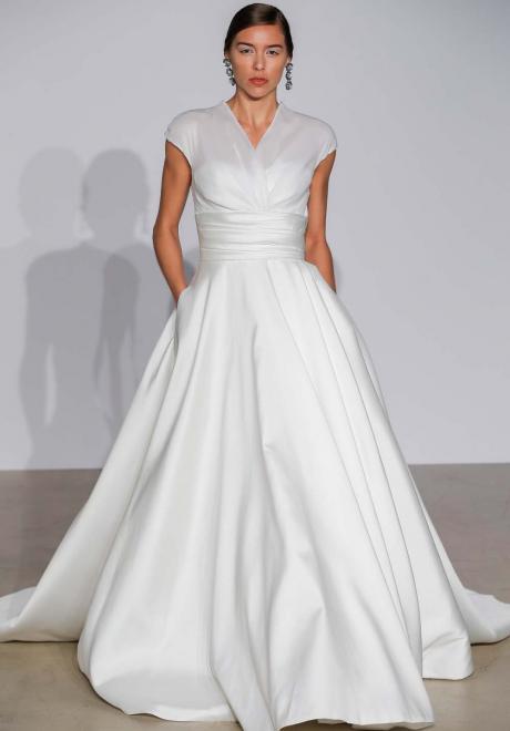 The 2018 Fall/Winter Wedding Dress Collection by Justin Alexander