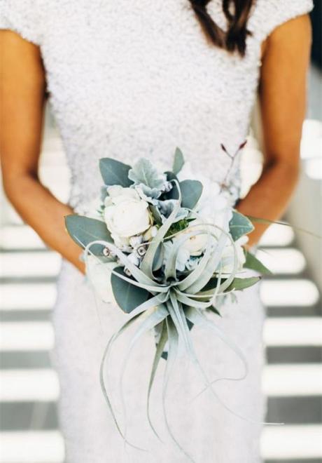 Bridal Bouquets For The Minimal Bride 1