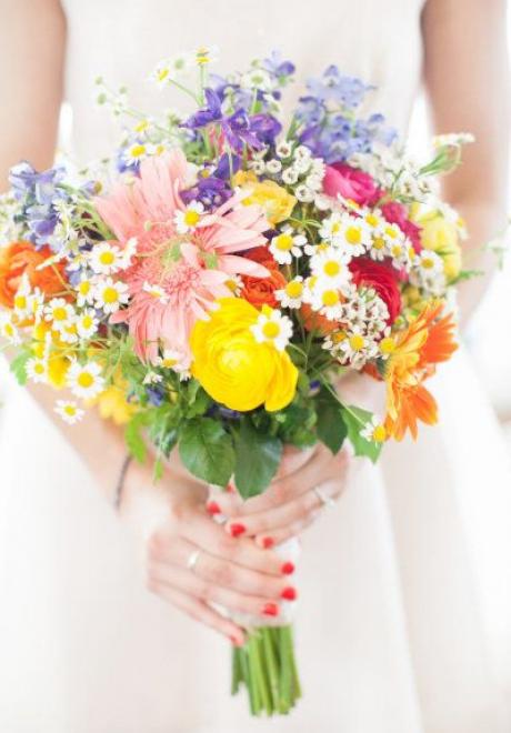 Bright and Colorful Wedding Bouquets For Summer