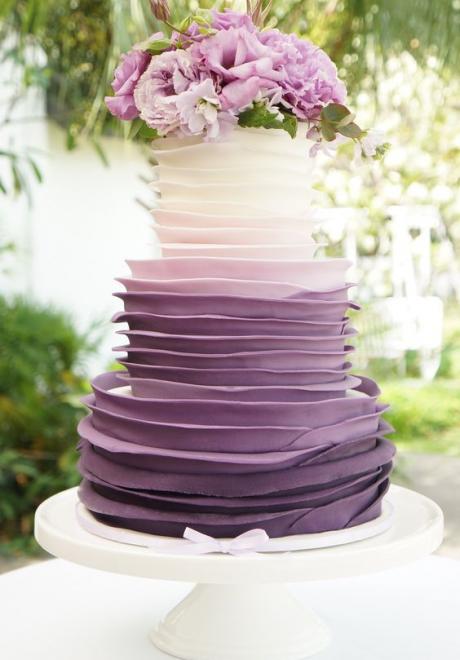 [تصویر:  pink_and_purple_wedding_cakes_7.jpg?itok=-rl01QqB]
