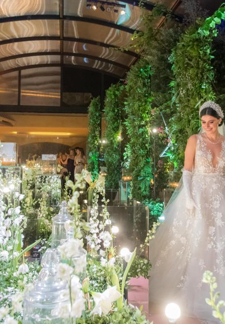 حفل زفاف من وحي الحكايات الخيالية في لبنان