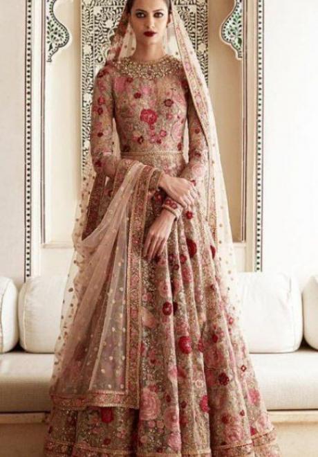أجمل الفساتين الهندية للاعراس	