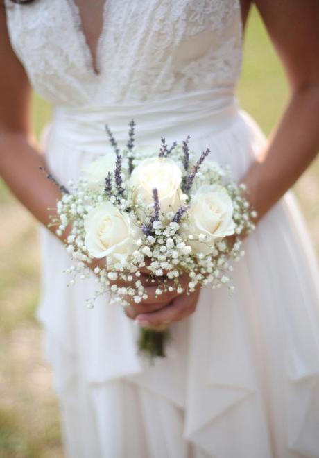 Bridal Bouquets For The Minimal Bride 15