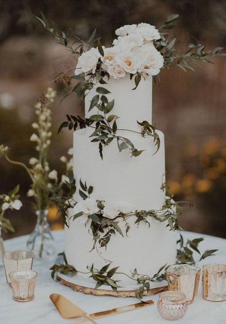 Floral Wedding Cakes Just in Time For Spring