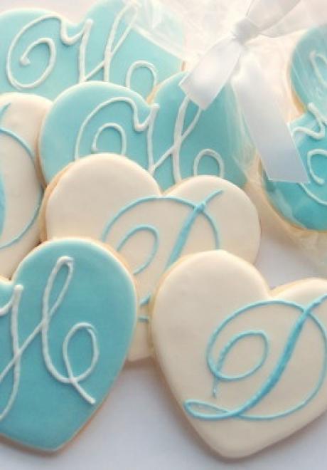 6 Beautiful Cookie Ideas For Your Wedding