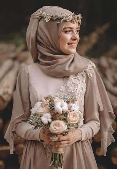 Floral Crowns for Bridal Hijab 3