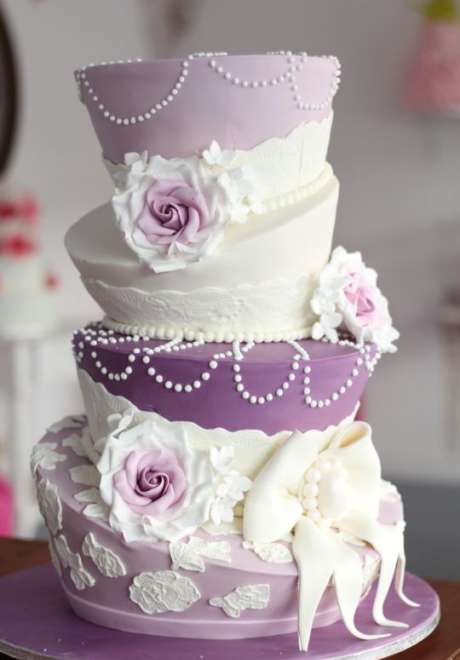 Topsy Turvy Wedding Cakes 9