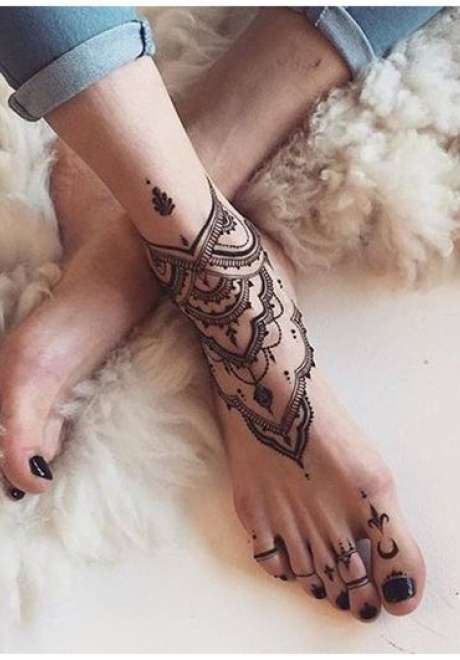 Henna Tattoo for Feet 10