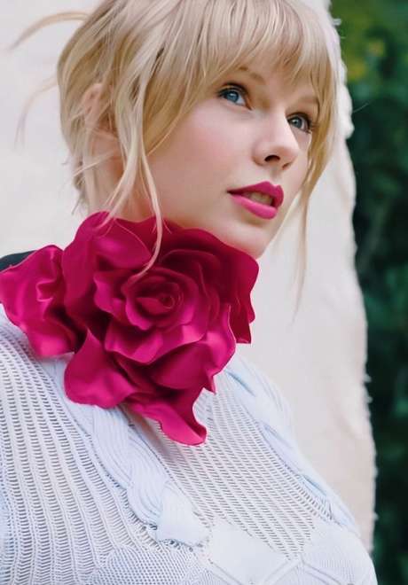 Bridal Hair and Makeup Inspiration: Taylor Swift