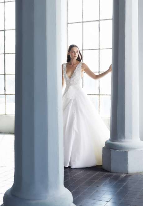 Peter Langner 2021 Wedding Dress Amber with Overskirt 2