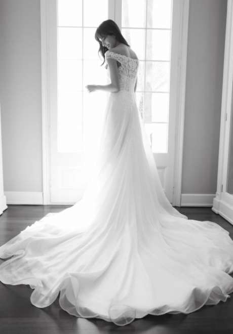 The 2018 Bridal Couture Collection by Alessandra Rinaudo