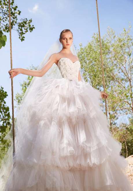 Elie Saab Fall 2021 Wedding Dresses 11